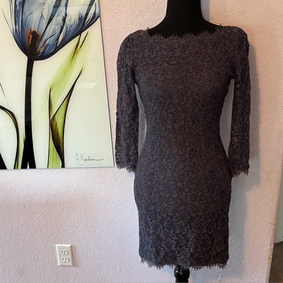 Diane Von Furstenberg Dresses & Skirts - dress size 0